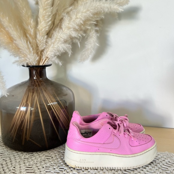 Nike Pink Air Force  sneakers - Picture 3 of 7